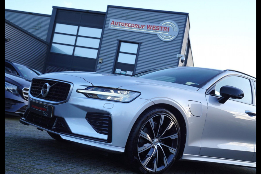 Volvo V60 2.0 T8 Twin Engine AWD | R-Design Binnen+buiten | Bowers&Wilkins | incl BTW | 360 camera | Stuurwielverwarming | Headup