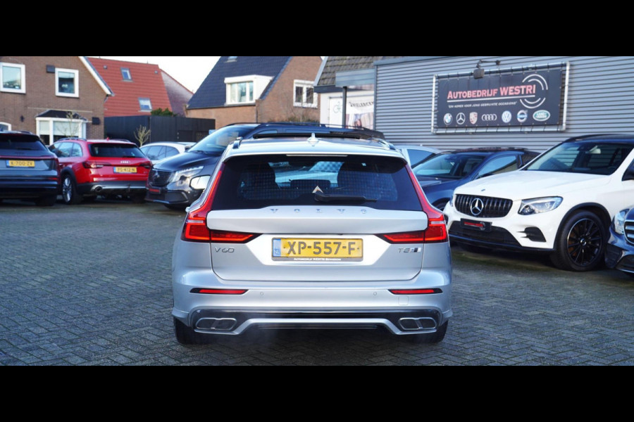 Volvo V60 2.0 T8 Twin Engine AWD | R-Design Binnen+buiten | Bowers&Wilkins | incl BTW | 360 camera | Stuurwielverwarming | Headup