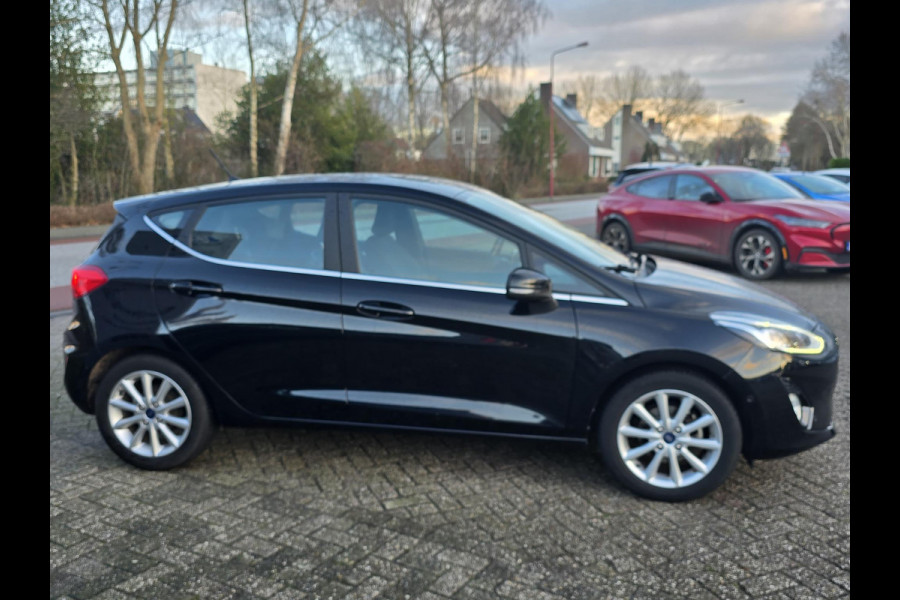 Ford Fiesta 1.0 EcoBoost Titanium 10opk | Camera | Trekhaak | Bang&Olufsen