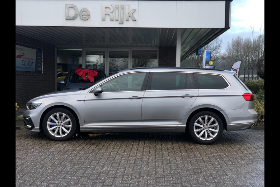 Volkswagen Passat Variant 1.4 TSI PHEV GTE Business | Pano, Navi, Virtual, Ergo, ACC, Camera, El. Klep, Trekhaak, Stoelverw. |PHEV