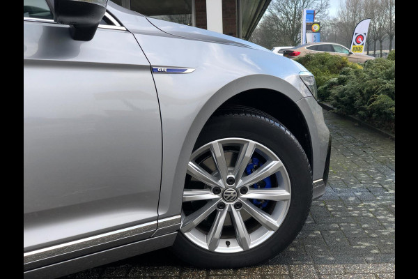 Volkswagen Passat Variant 1.4 TSI PHEV GTE Business | Pano, Navi, Virtual, Ergo, ACC, Camera, El. Klep, Trekhaak, Stoelverw. |PHEV