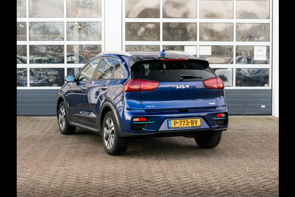 Kia e-Niro DynamicPlusLine 64 kWh | Apple Carplay/Android auto | Cruise control adaptief | Climate controle | Elektrisch schuifdak | Keyless start en entry | Full map navigatie | voorstoelen en stuur verwarmd.