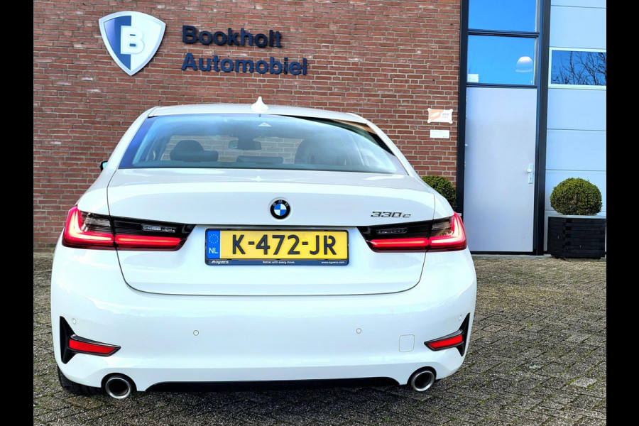 BMW 3-serie 330e Sport Line, M-stuur, VIrtual cockpit, HIFI, Leer, DAB (1e eig. NL-auto met NAP