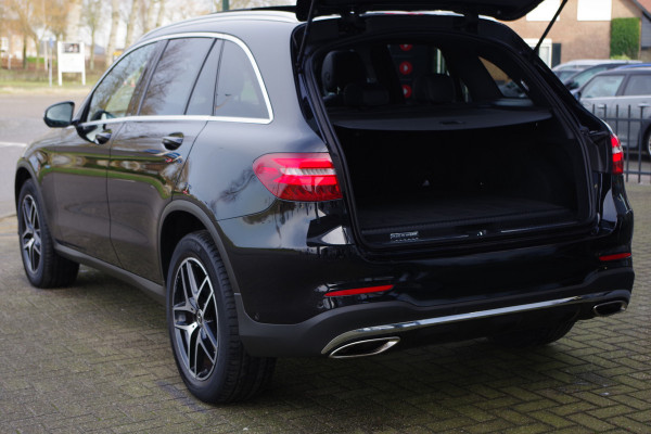 Mercedes-Benz GLC 350e 320 PK 4MATIC Ambition AMG-Line PHEV, Panoramadak, Leder, Camera, DAB