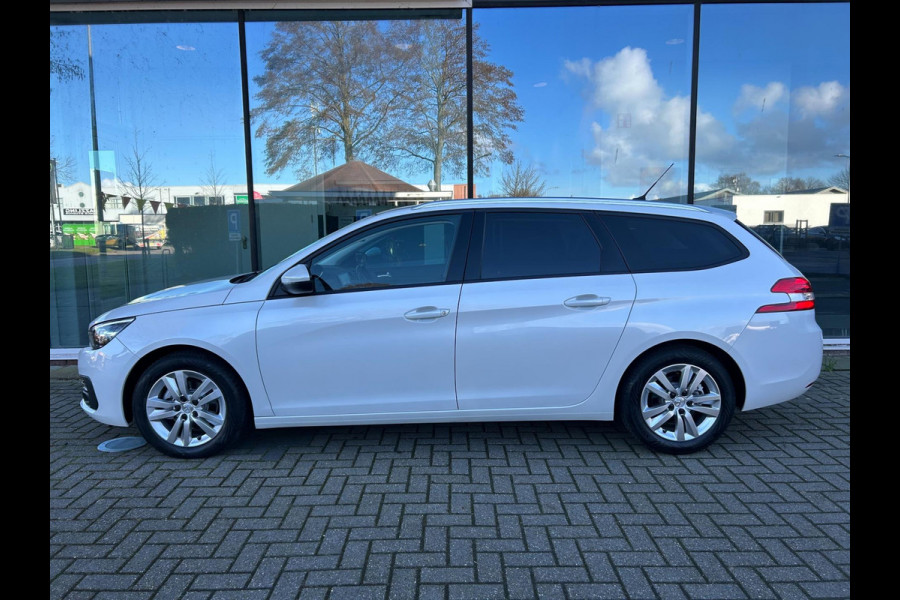 Peugeot 308 SW 1.2 Turbo Executive - Panodak - Climate - Navi - Parkeerhulp - NL auto - NAP