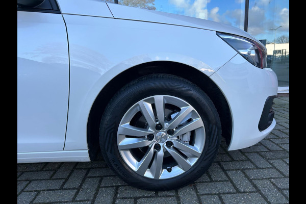 Peugeot 308 SW 1.2 Turbo Executive - Panodak - Climate - Navi - Parkeerhulp - NL auto - NAP