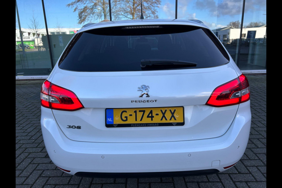 Peugeot 308 SW 1.2 Turbo Executive - Panodak - Climate - Navi - Parkeerhulp - NL auto - NAP