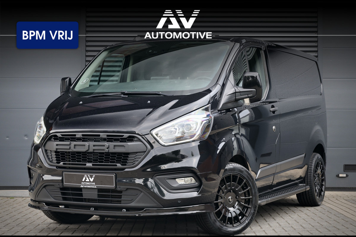 Ford Transit Custom 300 2.0 TDCI Raptor Edition | BPM VRIJ | Camera | CarPlay | Stoelverwarming | Trekhaak | 3-Zitter | Nieuwe APK | Onderhoudsbeurt