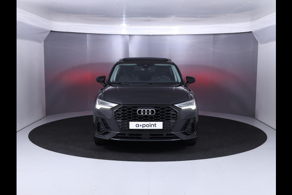 Audi Q3 Sportback 35 TFSI Business Edition 150 pk S-tronic | Navigatie | Panoramadak | Parkeersensoren | Achteruitrijcamera | Cruise control | Stoelverwarming |