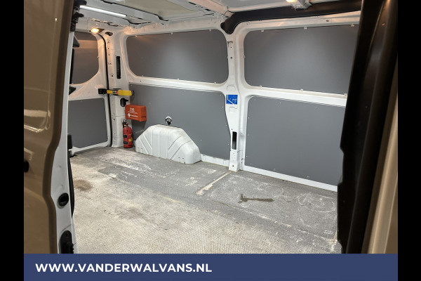 Ford Transit Custom 2.0 TDCI 130pk **BPM VRIJ voor de Ondernemer** L2H1 Euro6 Airco | Navigatie | Camera Cruisecontrol, Apple Carplay, Android Auto, LED, Imperiaal, Trekhaak, Parkeersensoren, Bijrijdersbank