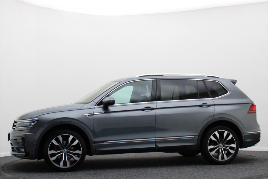 Volkswagen Tiguan Allspace 1.5 TSI DSG Highline Business R 7p. Virtual Cockpit, Panoramadak,  ACC, Apple Carplay, Trekhaak, 20''