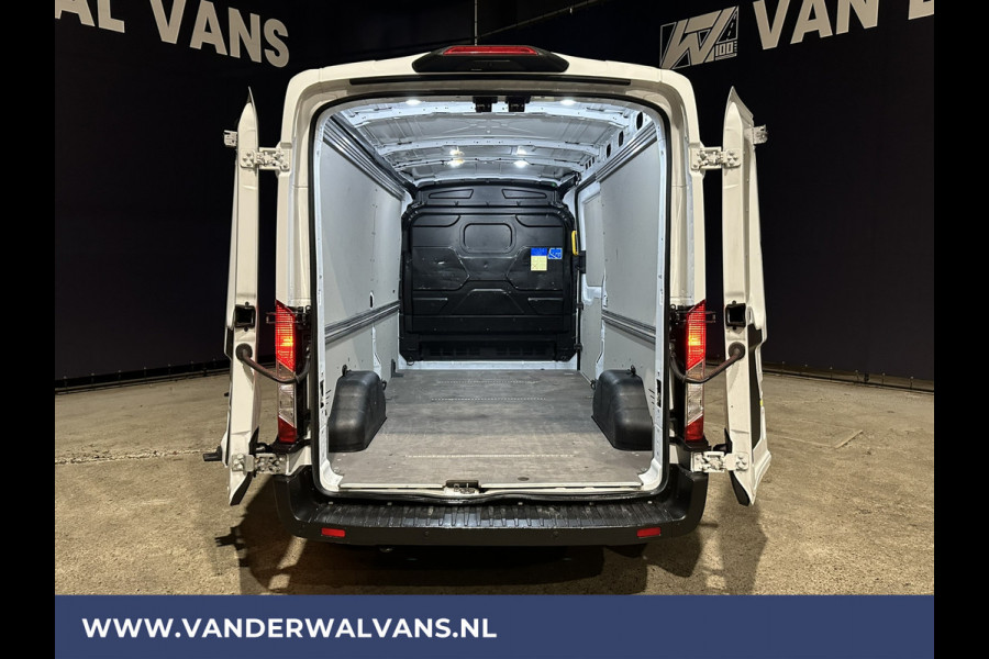 Ford Transit 2.0 TDCI 131pk L3H2 Euro6 Airco | Navigatie | Camera | Cruisecontrol | Apple Carplay | Stoelverwarming Android Auto, Parkeersensoren, Verwarmde voorruit, Bijrijdersbank