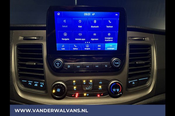 Ford Transit 2.0 TDCI 131pk L3H2 Euro6 Airco | Navigatie | Camera | Cruisecontrol | Apple Carplay | Stoelverwarming Android Auto, Parkeersensoren, Verwarmde voorruit, Bijrijdersbank