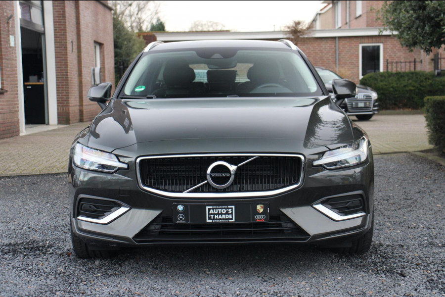 Volvo V60 2.0 T4 Momentum Pro 190 PK Aut. 1e Eig Camera LED App-Connect 18''