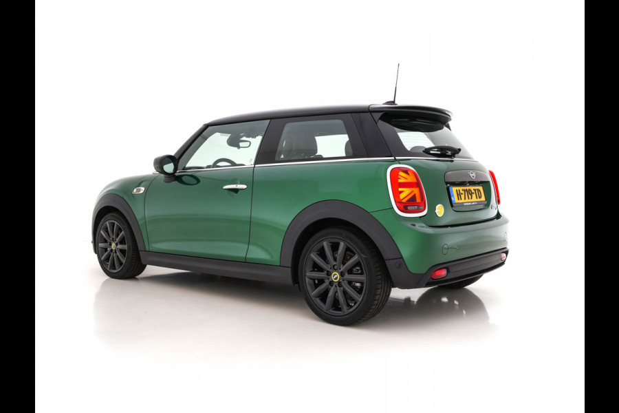 MINI Mini Electric Charged 33 kWh [ 3-Fase ] (INCL-BTW) *HEAD-UP | HARMAN/KARDON | 1/2-LEATHER | FULL-LED | NAVI-FULLMAP | DIGI-COCKPIT | DAB+ | ECC | CRUISE | AMBIENT-LIGHT | SPORT-SEATS | 17"ALU*