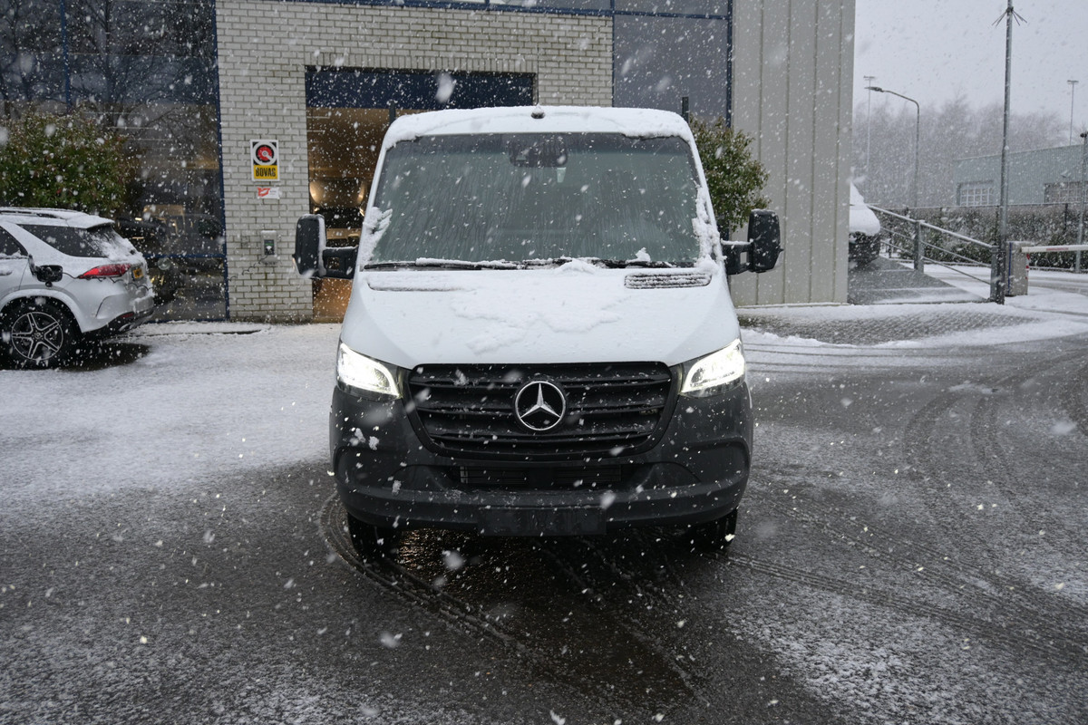 Mercedes-Benz Sprinter 519 CDI L3 DC 5T, Geveerde stoel, MBUX navigatie, Led verlichting