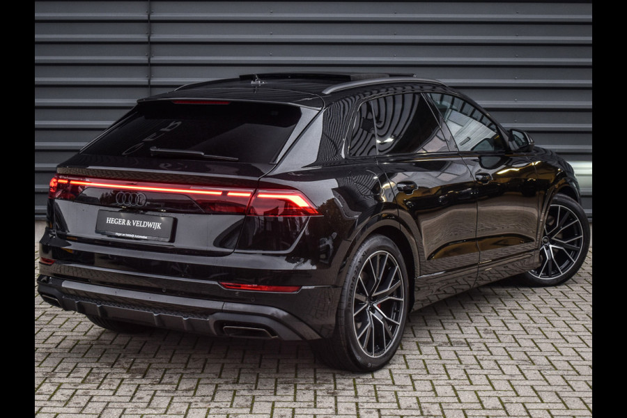 Audi Q8 55TFSI e QUATTRO PRO LINE S COMPETITION | S-SEATS | PANORAMADAK | 4 WIEL BESTURING | B&O SOUND | HEAD-UP | LUCHTVERING | DAB+ |