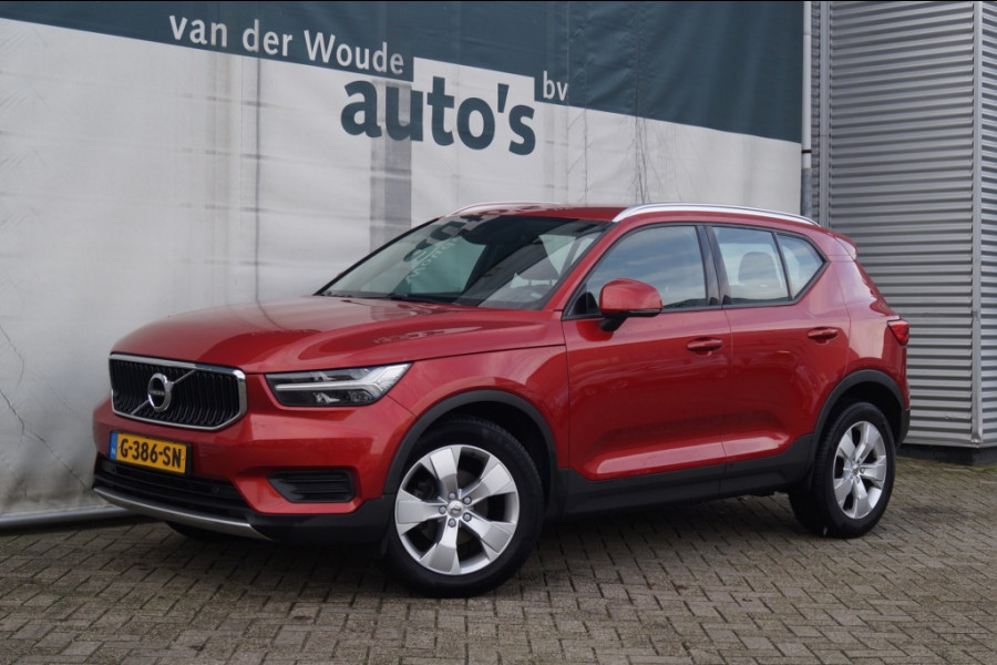 Volvo XC40 1.5 T3 Momentum Pro -NAVI-ECC-PDC-