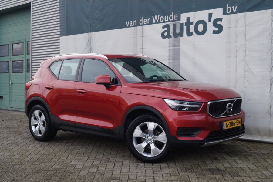 Volvo XC40 1.5 T3 Momentum Pro -NAVI-ECC-PDC-