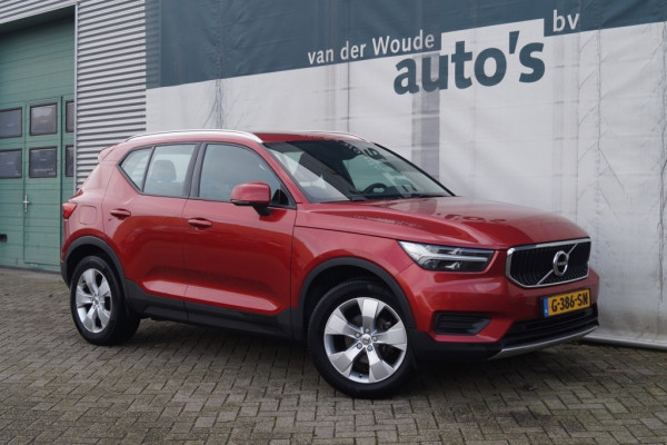 Volvo XC40 1.5 T3 Momentum Pro -NAVI-ECC-PDC-