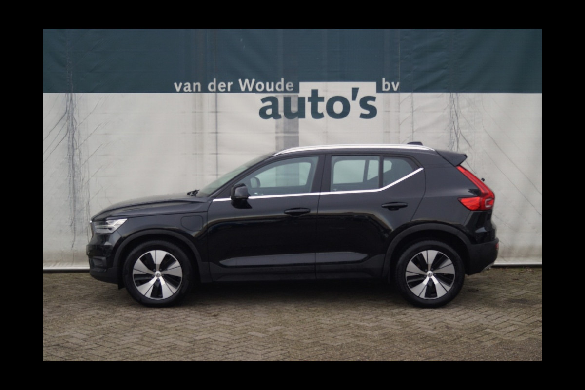 Volvo XC40 1.5 T5 Automaat Recharge Business Pro -PANO-NAVI-