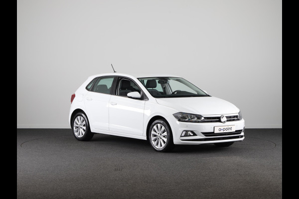 Volkswagen Polo 1.0 TSI Highline 95 PK | Navigatie | Parkeersensoren | Digitaal dashboard | ECC airco