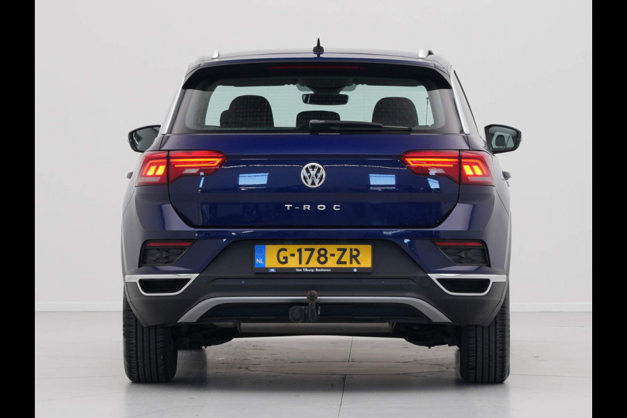 Volkswagen T-Roc 1.5 TSI 150pk DSG Style Navigatie Trekhaak Camera Acc 259