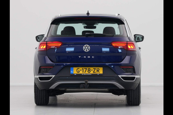 Volkswagen T-Roc 1.5 TSI 150pk DSG Style Navigatie Trekhaak Camera Acc 259