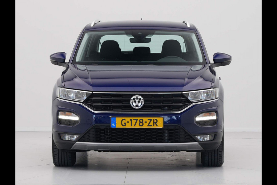 Volkswagen T-Roc 1.5 TSI 150pk DSG Style Navigatie Trekhaak Camera Acc 259