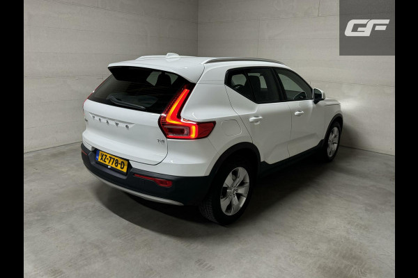 Volvo XC40 2.0 T4 Momentum Autopilot Navi Camera Trekhaak