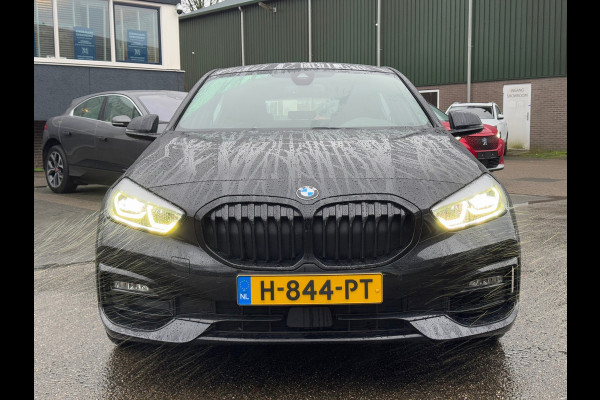 BMW 1-serie 118i Executive Edition | ORIG. NL. | SUPER NETTE AUTO | RIJKLAAR incl. 12mnd BOVAG GARANTIE