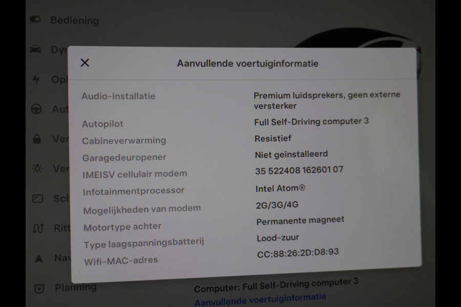 Tesla Model 3 SR+60kWh 326PK AutoPilot FSD-v.b Premium-Luidsprekers Leer PanoDak Adaptive cruise 18" Camera's Elektr.-Stuur+Stoelen+Spiegels+G Ecc Navigatiesysteem full map LED-a+v Comfortstoel(en) ACC Dual-ECC DAB Voorverwarmen interieur via App Keyless via Telefoonsleutel One-Pedal-Drive Orig. nlse auto  1e eigenaar Slechts 1584kg (Lichtste Tesla)