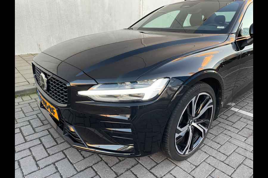 Volvo S60 2.0 B4 Plus Dark | Pano | R Design | Crystal