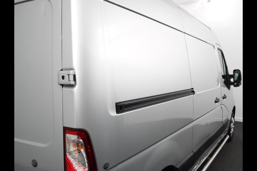 Opel Movano 2.3 CDTI L2H2 | Navigatie | Climate Control | Trekhaak | Betimmering