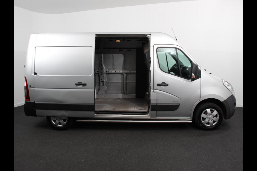 Opel Movano 2.3 CDTI L2H2 | Navigatie | Climate Control | Trekhaak | Betimmering