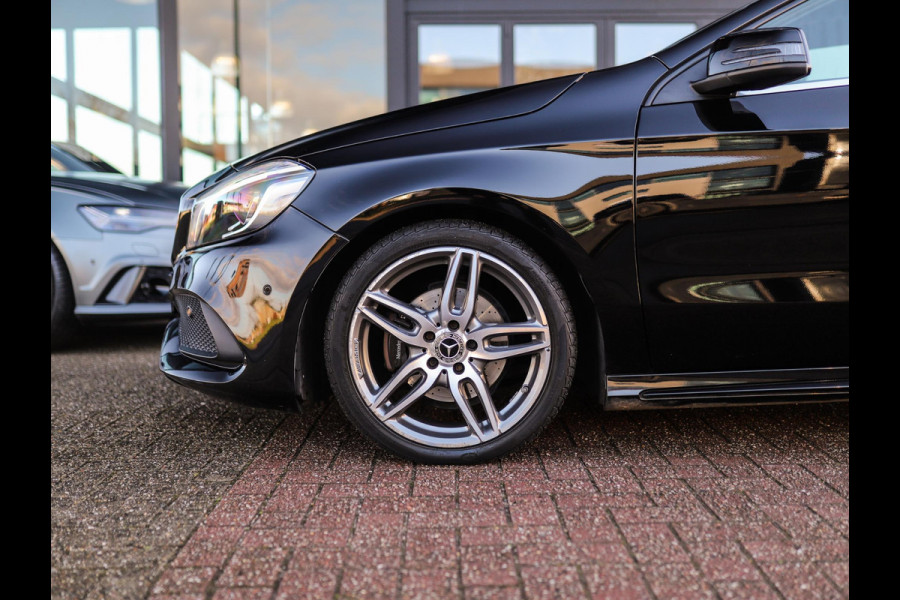 Mercedes-Benz A-Klasse 180 Business Solution AMG | Pano | PDC | LED | 18" LM | Stoelverw.