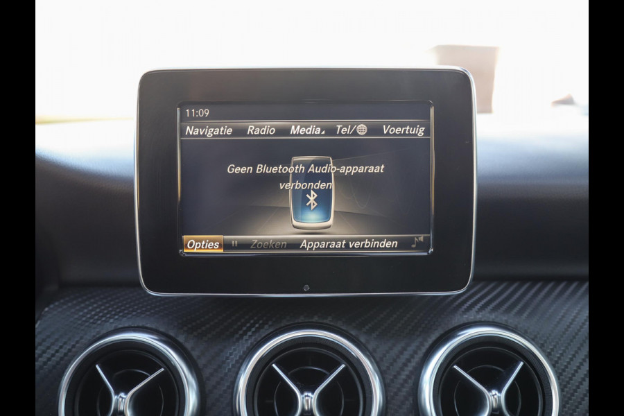 Mercedes-Benz A-Klasse 180 Business Solution AMG | Pano | PDC | LED | 18" LM | Stoelverw.