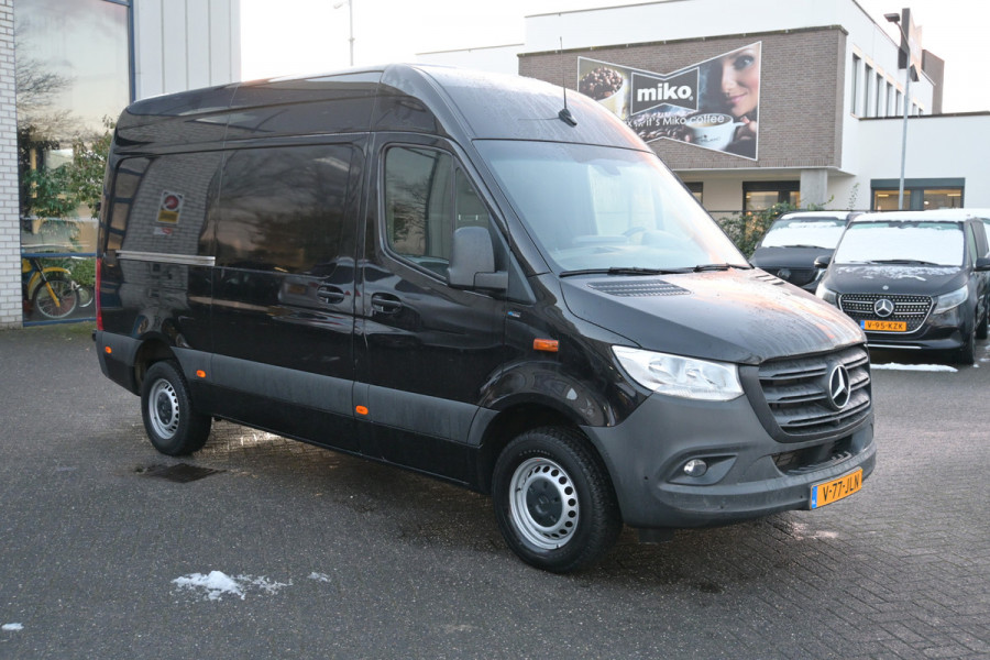 Mercedes-Benz Sprinter 317 CDI L2H2 MBUX met 360 Graden camera, Geveerde stoel