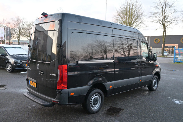 Mercedes-Benz Sprinter 317 CDI L2H2 MBUX met 360 Graden camera, Geveerde stoel