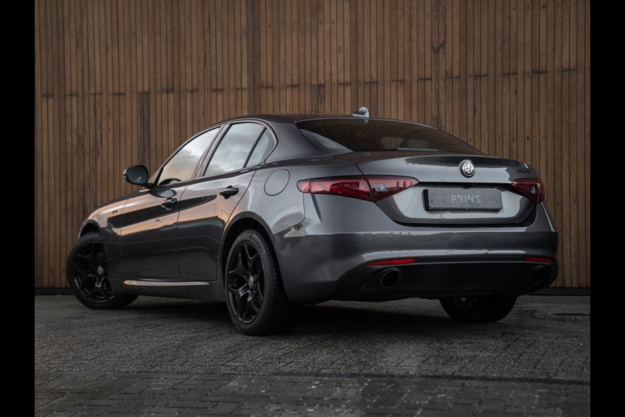 Alfa Romeo Giulia 2.0T Sprint | MY21 | Veloce stoelen | CarPlay | 1e eig | Adapt. cruise | NL-auto