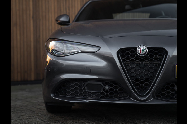 Alfa Romeo Giulia 2.0T Sprint | MY21 | Veloce stoelen | CarPlay | 1e eig | Adapt. cruise | NL-auto