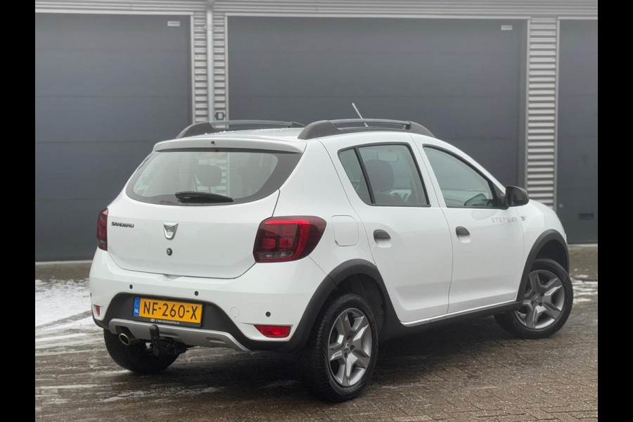 Dacia Sandero 0.9 TCe SL Stepway, 49000 km, trekhaak, Nederlandse auto met nationale auto pas, luxe uitvoering