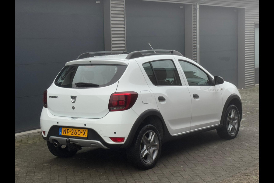 Dacia Sandero 0.9 TCe SL Stepway, 49000 km, trekhaak, Nederlandse auto met nationale auto pas, luxe uitvoering