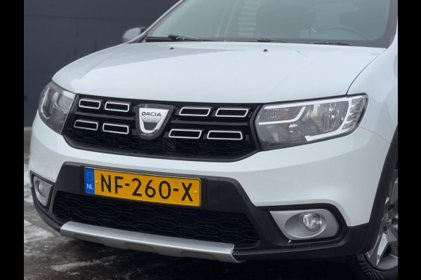 Dacia Sandero 0.9 TCe SL Stepway, 49000 km, trekhaak, Nederlandse auto met nationale auto pas, luxe uitvoering