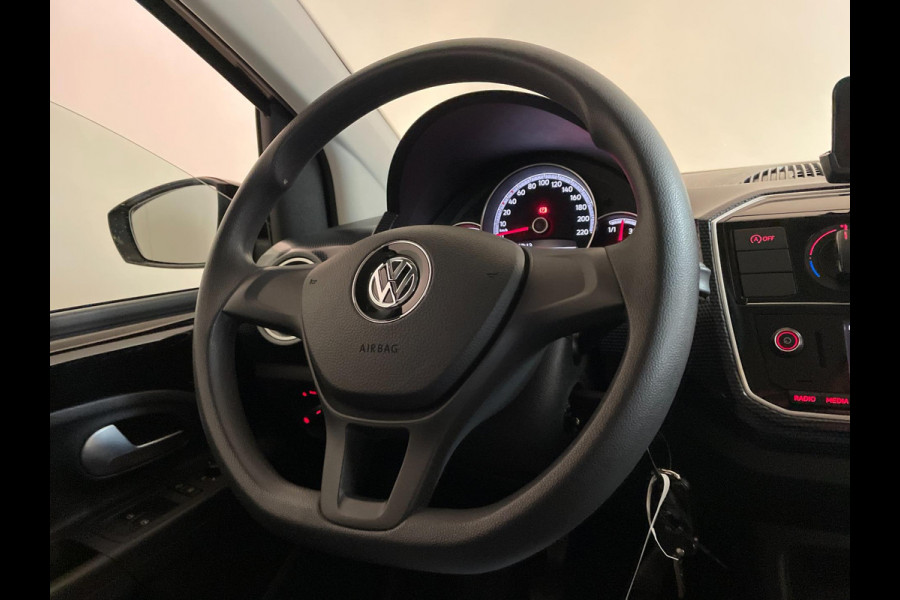 Volkswagen up! 1.0 BMT move up! AIRCO NAVI VIA APP ELEK RAMEN CENT VERG SPARCO WIELDOPSET PRIVACYGLAS NIEUWSTAAT