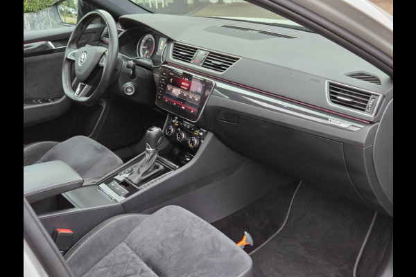 Škoda Superb 1.5 TSI SPORTL. BNS I PANORAMA I STOELEN MEMORY I CAMERA I TREKH