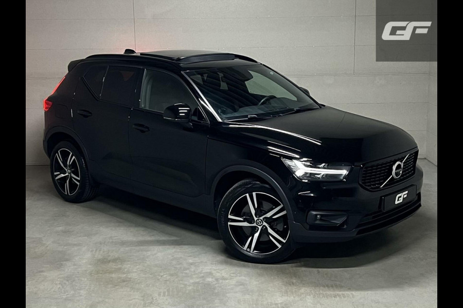 Volvo XC40 1.5 T3 R-Design Pano Camera Carplay Trekh. NAP