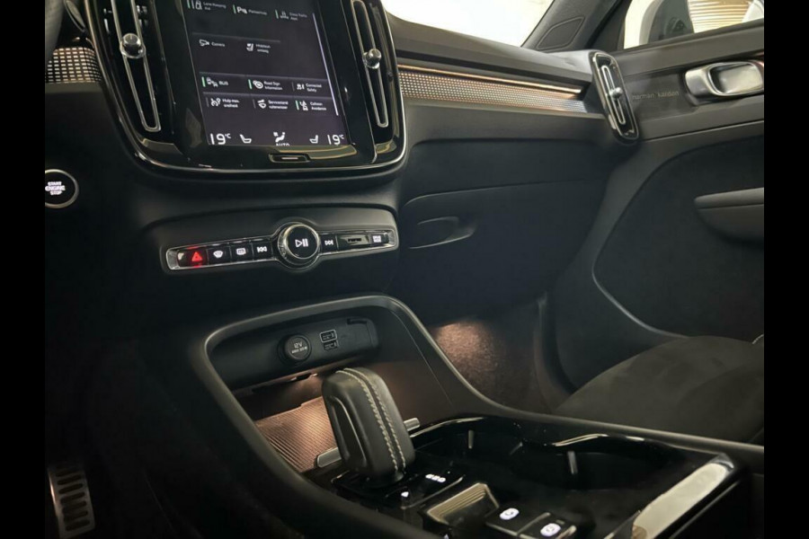 Volvo XC40 1.5 T3 R-Design Pano Camera Carplay Trekh. NAP