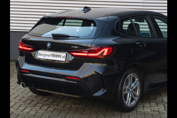 BMW 1-serie 118i M-Sport - Live Cockpit Prof - LED - Stoelverwarming