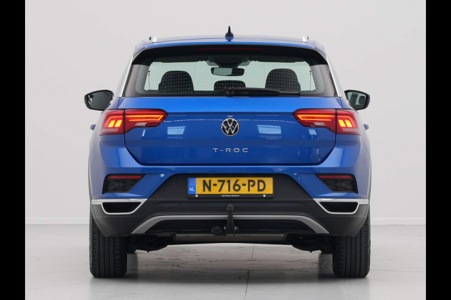 Volkswagen T-Roc 1.0 TSI 110pk Style Navigatie Trekhaak Pdc Clima